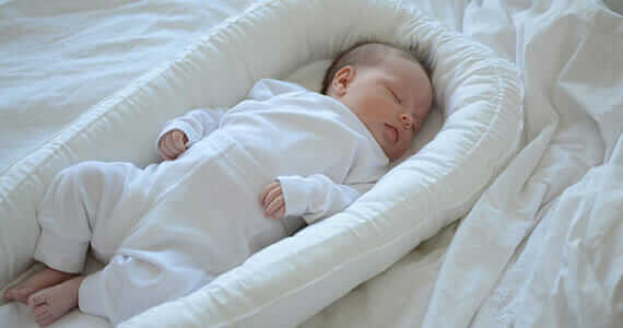 تاثیر تشک های لبه دار در خواب آرام نوزاد